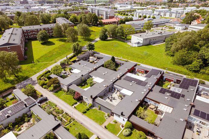 5 rum Radhus på Backsippegatan 13 Hålabäck Kungsbacka kommun - bild 37