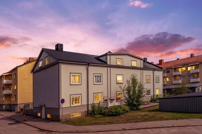3 rum lägenhet på Gullregnsgatan 15A Brynäs, Gävle kommun - bild 1
