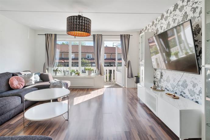 5 rum Radhus på Klangvägen 131 Skogås Huddinge kommun - bild 8
