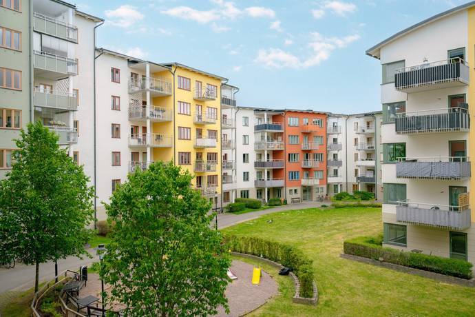 3 rum lägenhet på Engelbrekts väg 16 Tureberg, Sollentuna kommun - bild 5