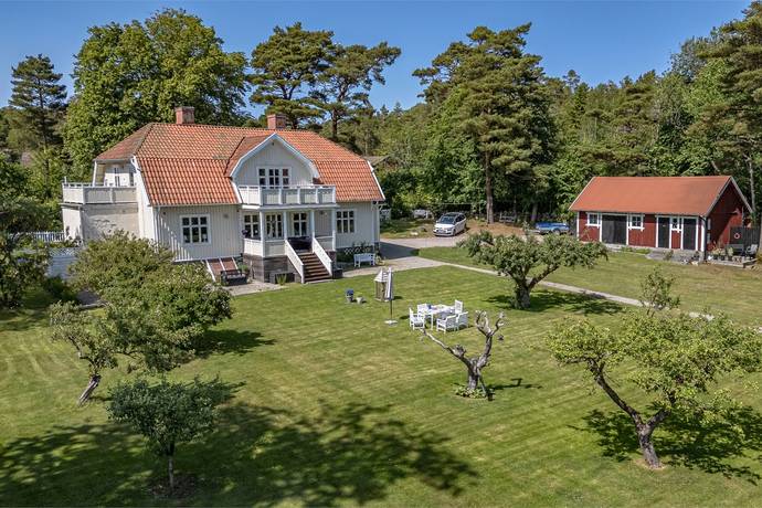 8 rum Villa på Tjärnö Prästgård, Tjärnövägen 3 Tjärnö Strömstads kommun - bild 8