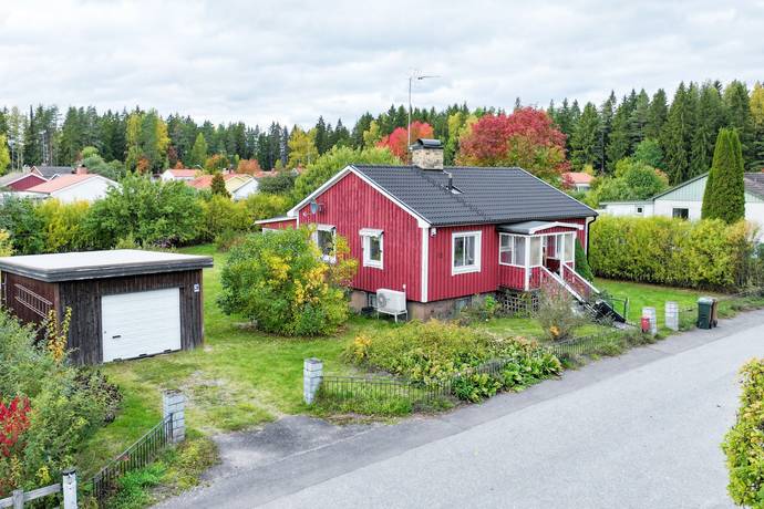 Villagatan 13, Östervåla, Heby kommun