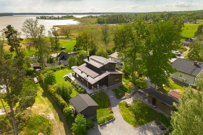 5 rum villa på LYBECKS ALVÄG 4 Harkie / Frösåker, Västerås kommun - bild 2