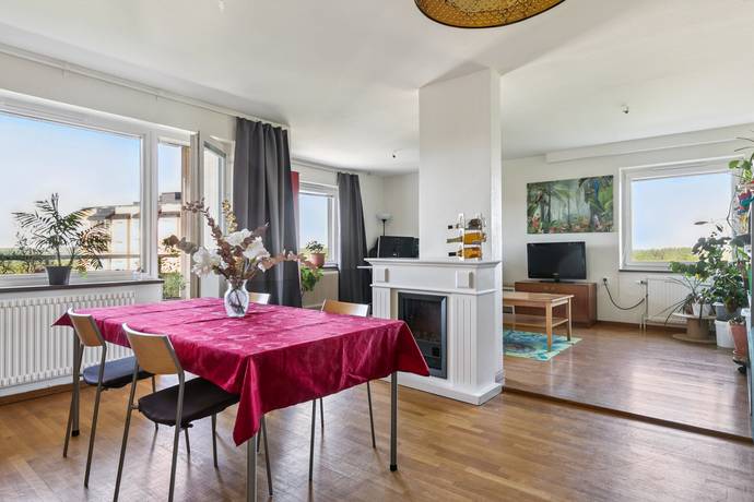 4 rum lägenhet på Boforsgatan 5, 4tr Farsta, Stockholms kommun - bild 1