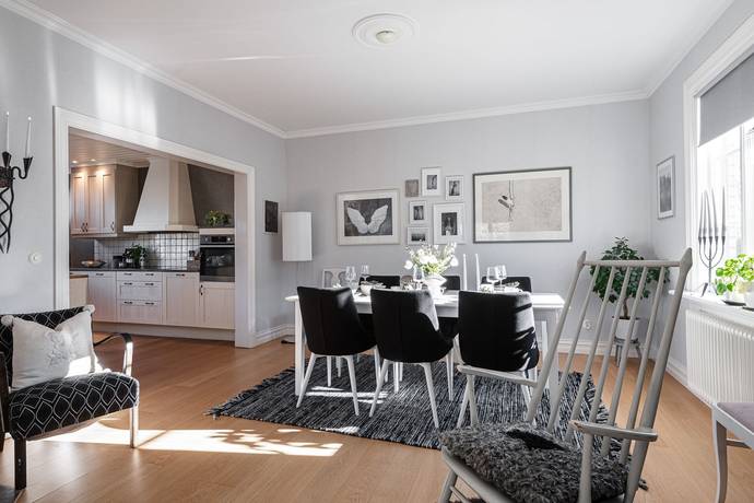4 rum Parhus på Döbelnsgatan 10 Centrala Skara Skara kommun - bild 11