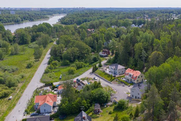 5 rum villa på Koordinatvägen 8 Högmora/Myrängen, Huddinge kommun - bild 4