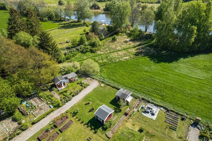 1 rum Fritidsboende på Byggnad å Torshälla 3:75 koloni G14  Torshälla Eskilstuna kommun - bild 19