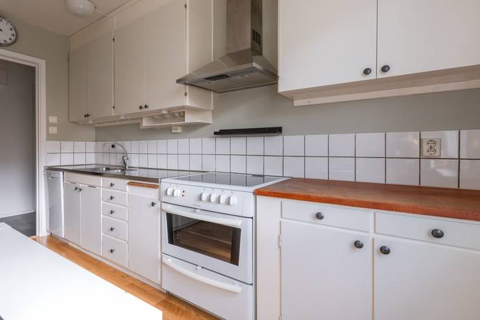 1 rum lägenhet på Tullingebergsvägen 12C G:a Tullingeberg, Botkyrka kommun - bild 5