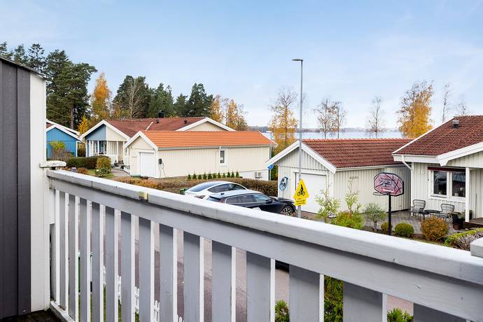 6 rum Villa på Smörsoppsvägen 13 Bärstad Hammarö kommun - bild 27