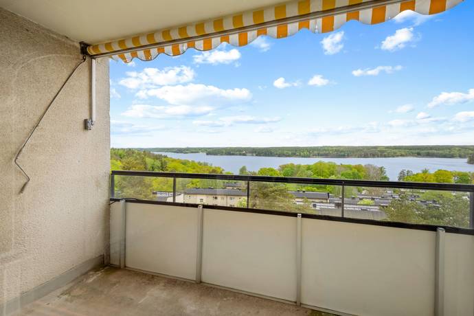 3 rum lägenhet på Aprikosgatan 23, 4tr Hässelby Strand, Stockholms kommun - bild 3