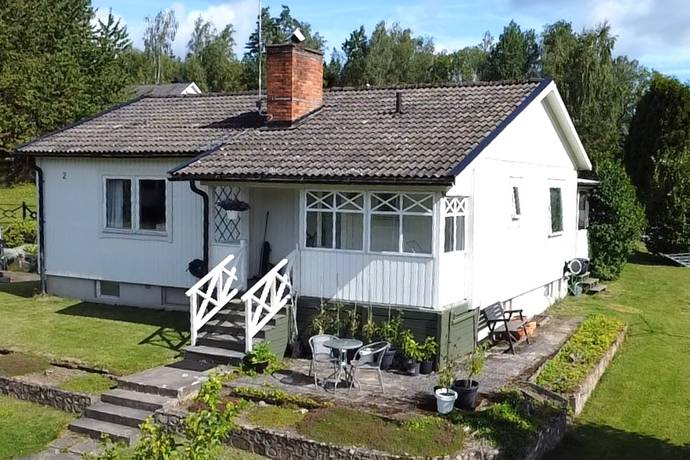 5 rum villa på Björkholmsgatan 2 Norrhult, Uppvidinge kommun - bild 1