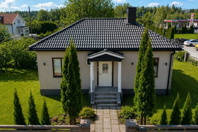 Sofiehillsvägen 8, Södertälje, Södertälje kommun