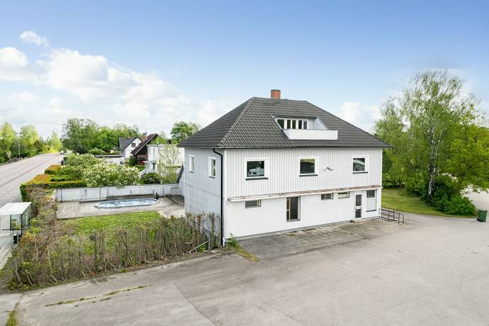 villa på Västeråsvägen 131 Lundby, Eskilstuna kommun - bild 2