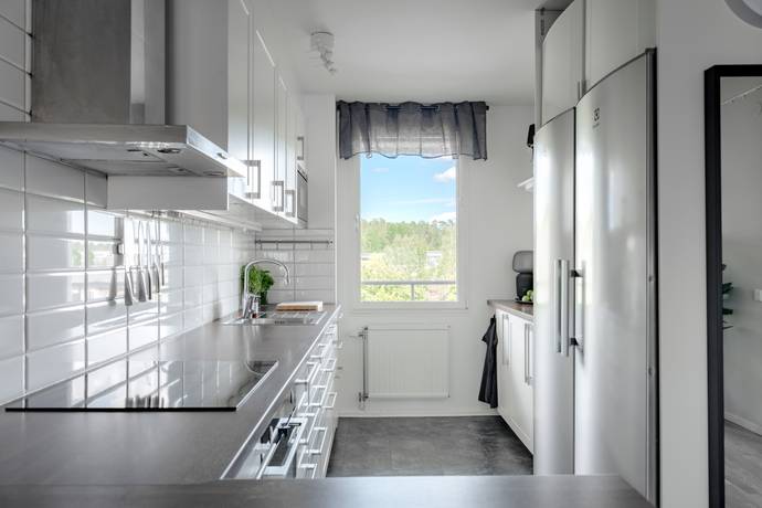 3 rum lägenhet på Lomvägen 649 Kärrdal, Sollentuna kommun - bild 3