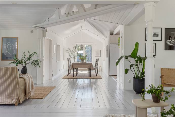 8 rum villa på Myterivägen 1B Skeviksstrand, Värmdö kommun - bild 1