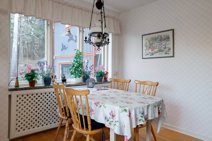 5 rum villa på Bastedalen 605 Harge, Askersunds kommun - bild 5