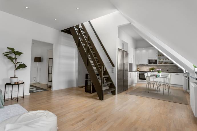 4 rum lägenhet på Johannesbergsplan 20 Silverdal, Sollentuna kommun - bild 1