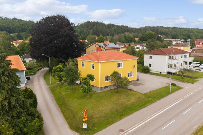 180 m² Villa på Kustvägen 8 Dingle Munkedals kommun - bild 1