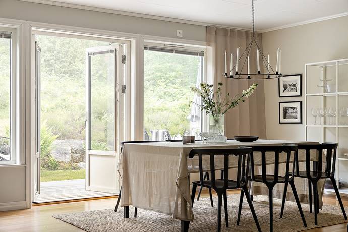 6 rum villa på Smaragdgatan 11 Eriksberg, Alingsås kommun - bild 2