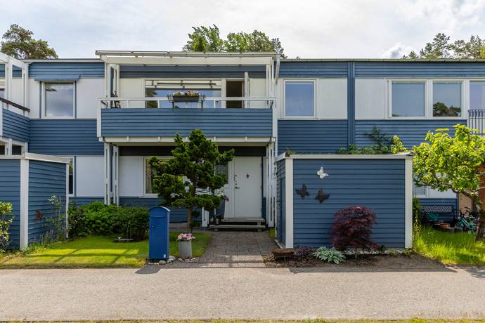 5 rum radhus på Söderholmsgränd 111 Johannesdal, Stockholms kommun - bild 2