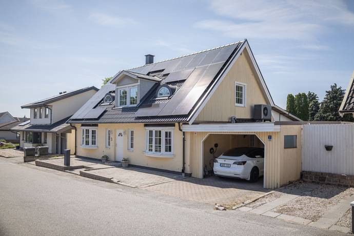 8 rum villa på Syllvägen 3 Kyrkoköpinge, Trelleborgs kommun - bild 2