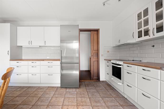 7 rum Parhus på Rödklövervägen 98A Hässelby Norra Villastad Stockholms kommun - bild 8
