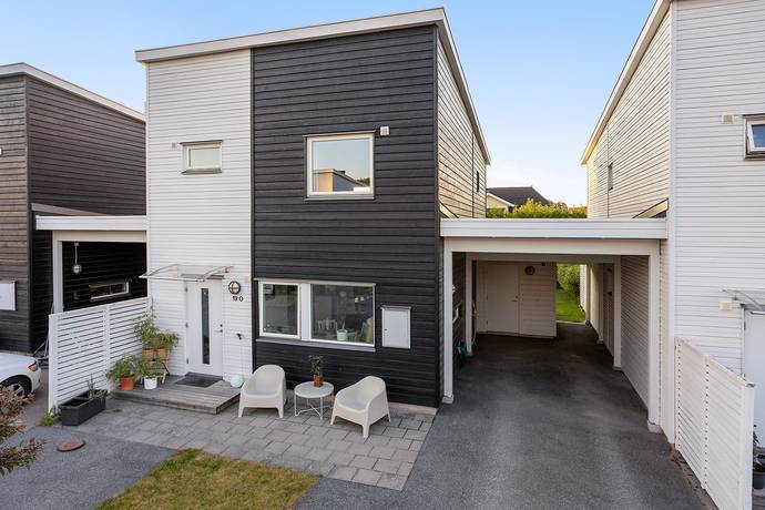 4 rum radhus på Drevevägen 19 O Ekeby-almby, Örebro kommun - bild 1