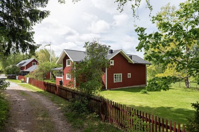 6 rum Gård utan jordbruk på Möklinta Hebo 112 Möklinta Sala kommun - bild 42