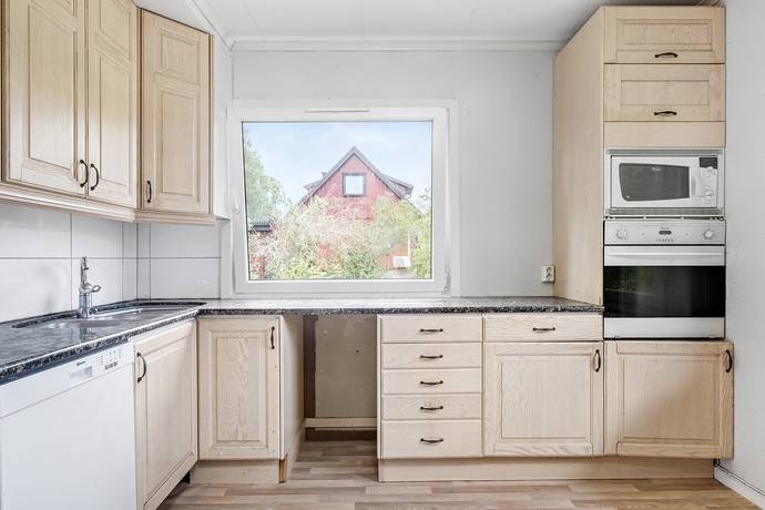 5 rum villa på Doktorsgatan 31 Tyringe, Hässleholms kommun - bild 4