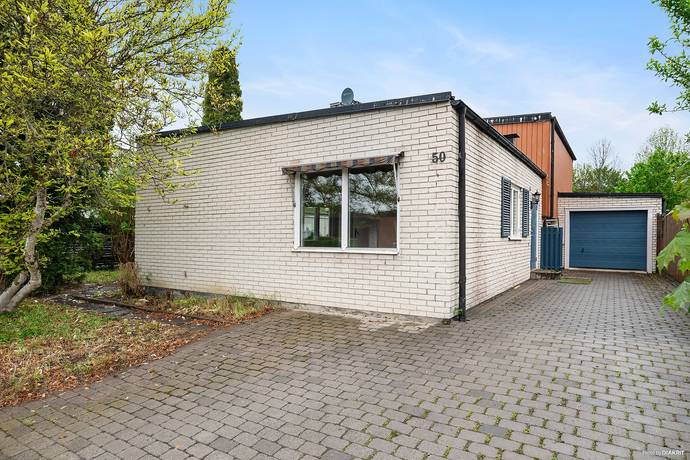 6 rum villa på Astrakangatan 50 Enköping, Enköpings kommun - bild 2