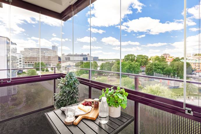 4 rum lägenhet på Gustav III:s Boulevard 98, 5 tr Frösunda, Solna kommun - bild 3