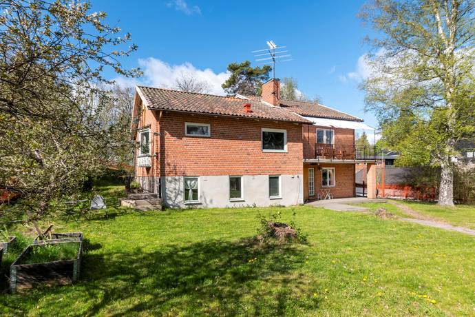 7 rum Villa på Lidvägen 13 Jakobsberg Järfälla kommun - bild 3