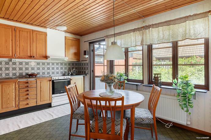6 rum villa på Fältvägen 1 B Norby, Uppsala kommun - bild 3