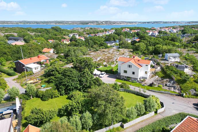 tomt på Myrvägen 10 Bohus-Björkö, Öckerö kommun - bild 1