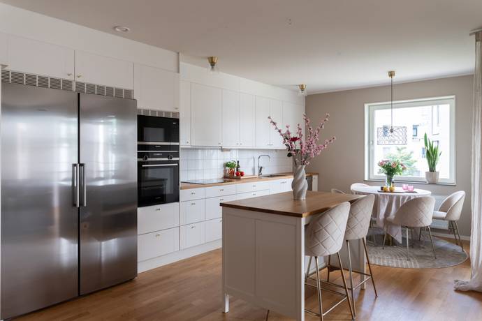 3 rum lägenhet på Ägirgatan 8 Öster Mälarstrand, Västerås kommun - bild 1