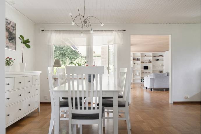 6 rum villa på Ekhagsvägen 13 Hindås, Härryda kommun - bild 2