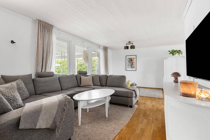 8 rum Villa på Kungsstigen 3 Kumla Kumla kommun - bild 16
