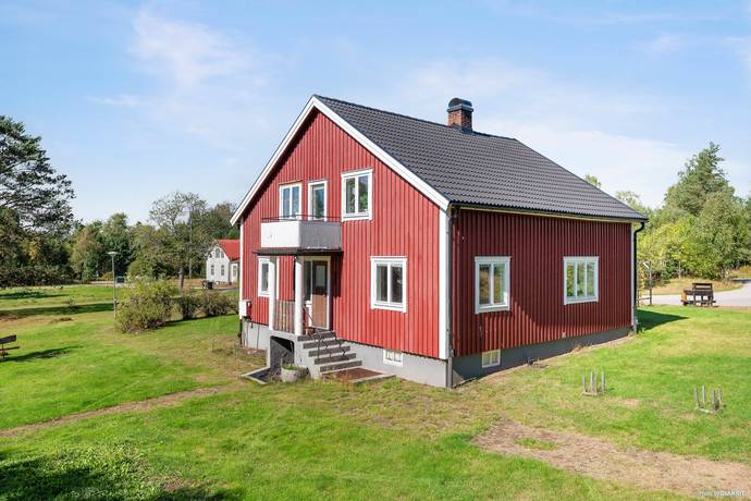Sunnerborgsvägen 3 och 5, Hamneda, Ljungby kommun