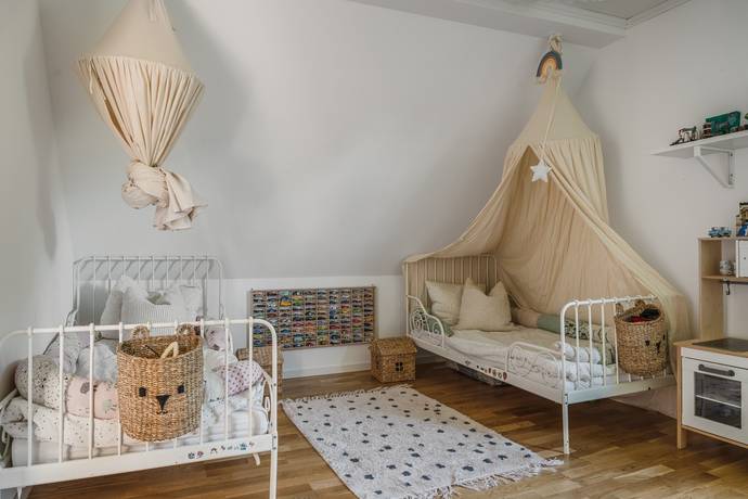 7 rum Villa på Kvinnerstatorp 316 Örebro kommun - bild 48