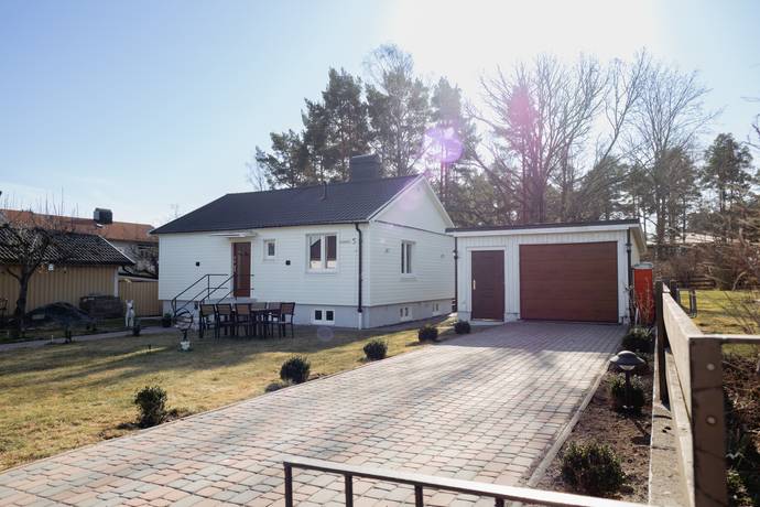 3 rum villa på Rådjursstigen 5 Brevik, Västerviks kommun - bild 1