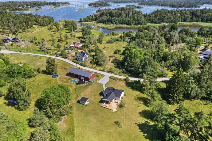 5 rum vinterbonat fritidshus på Utanå 39 Utanå, Norrtälje kommun - bild 1