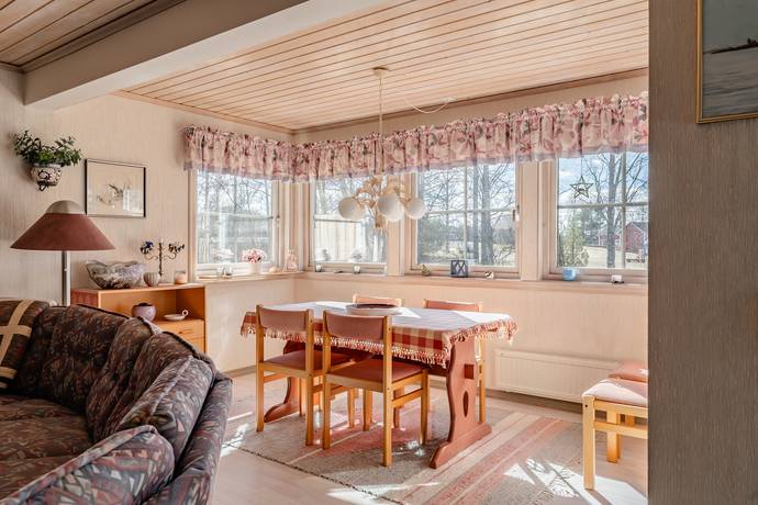 4 rum Vinterbonat fritidshus på Nedre vägen 3 Kils kommun - bild 10