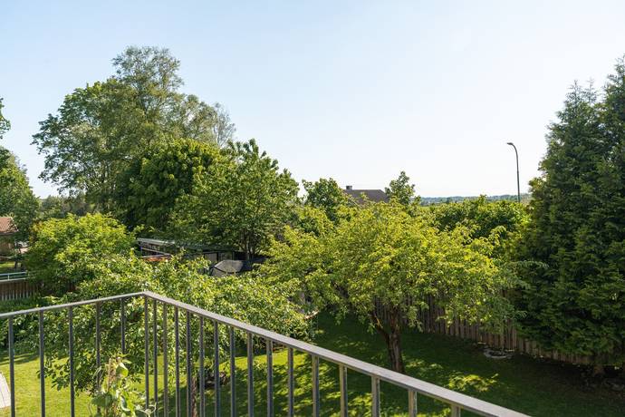 7 rum Villa på Kvinnerstatorp 316 Örebro kommun - bild 33