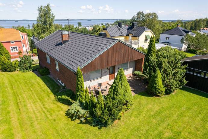 6 rum villa på Norra Kyrkogatan 15 Kungsör Centralt, Kungsörs kommun - bild 2