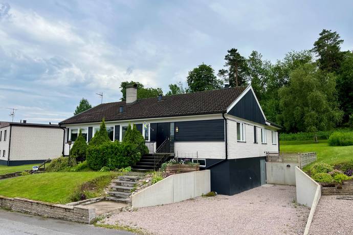 5 rum villa på Solstigen 1 Svenljunga, Svenljunga kommun - bild 1