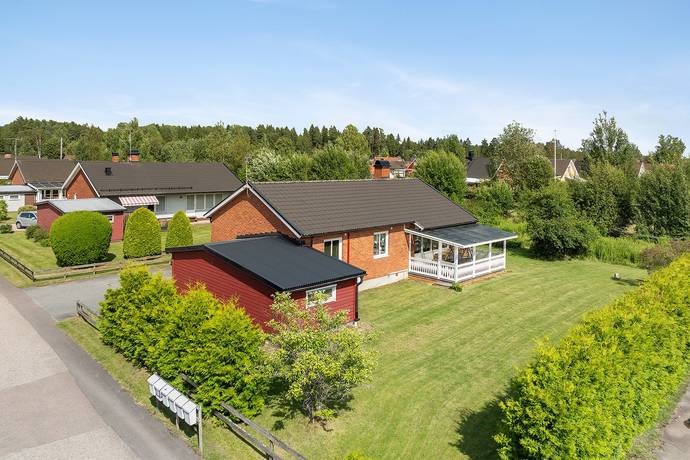4 rum villa på Granvägen 4 Deje-dejefors, Forshaga kommun - bild 1