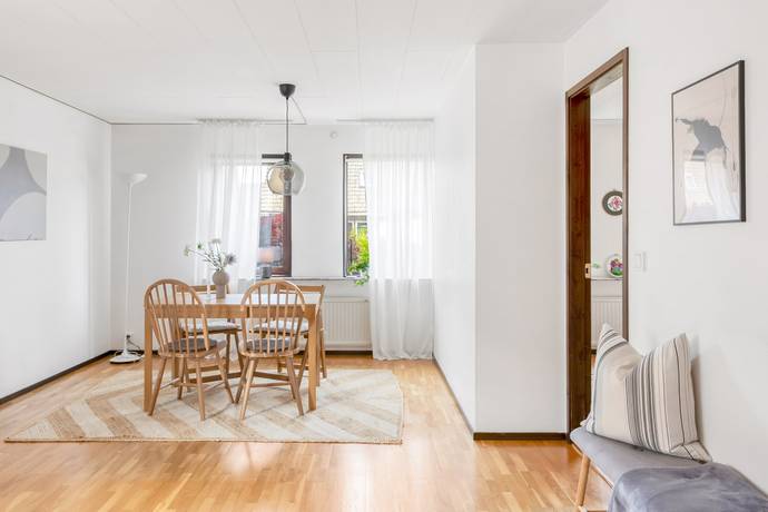 7 rum Villa på Vråkvägen 15 SARITSLÖVSOMRÅDET Skurups kommun - bild 6