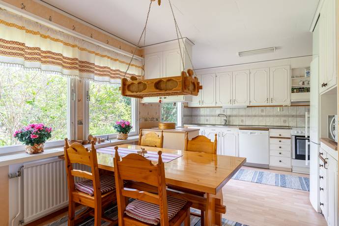 7 rum Villa på Ärlavägen 33 Skogstorp Eskilstuna kommun - bild 8