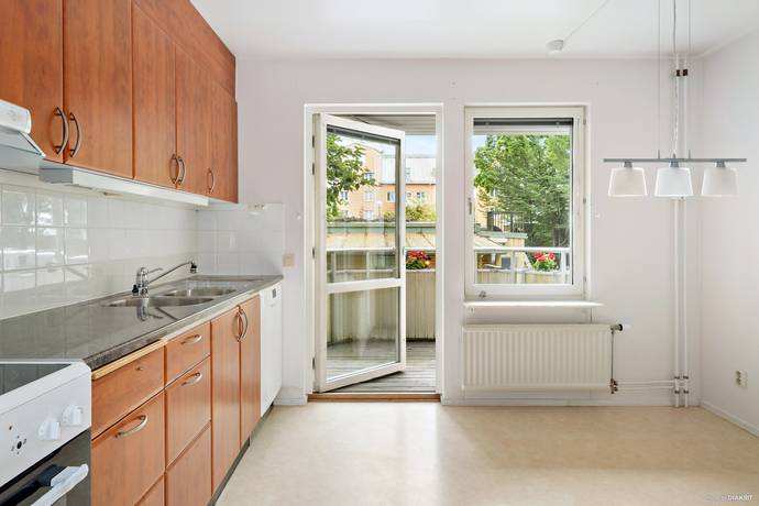 2 rum lägenhet på Stinsgatan 14 Viken, Karlstads kommun - bild 1