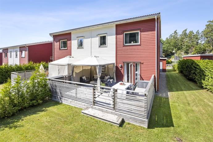 Vittrornas väg 42, Älvängen, Ale kommun